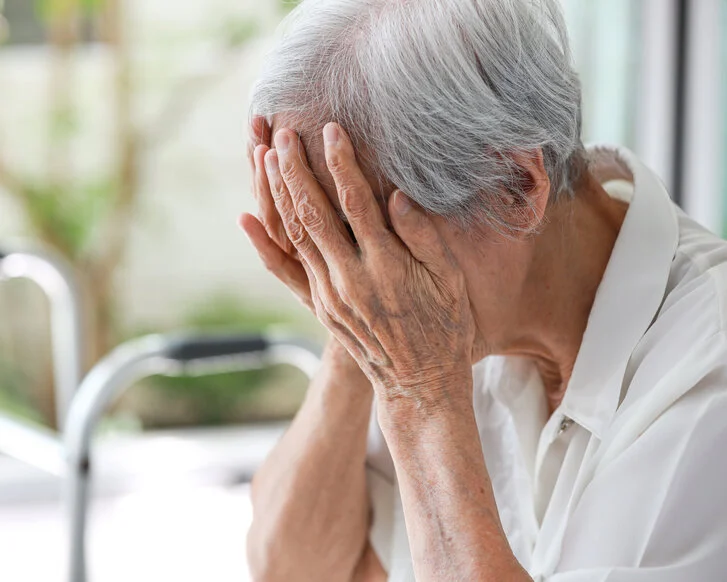 Depression bei chronischen Wunden - deprimierte Seniorin